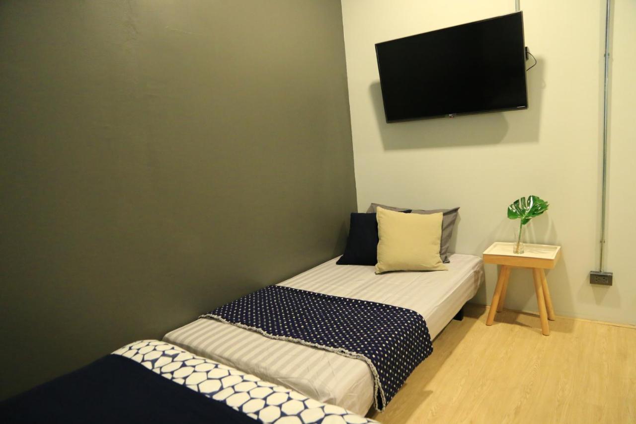 goodnight Chiang Mai Gate Hotel Bagian luar foto
